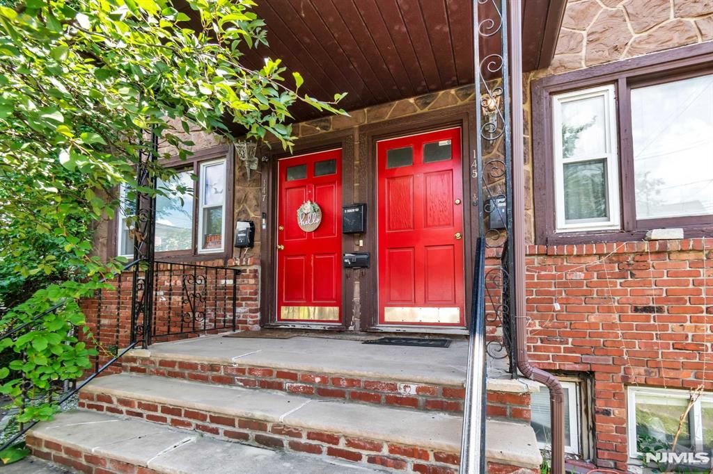 145-147 Orange Street