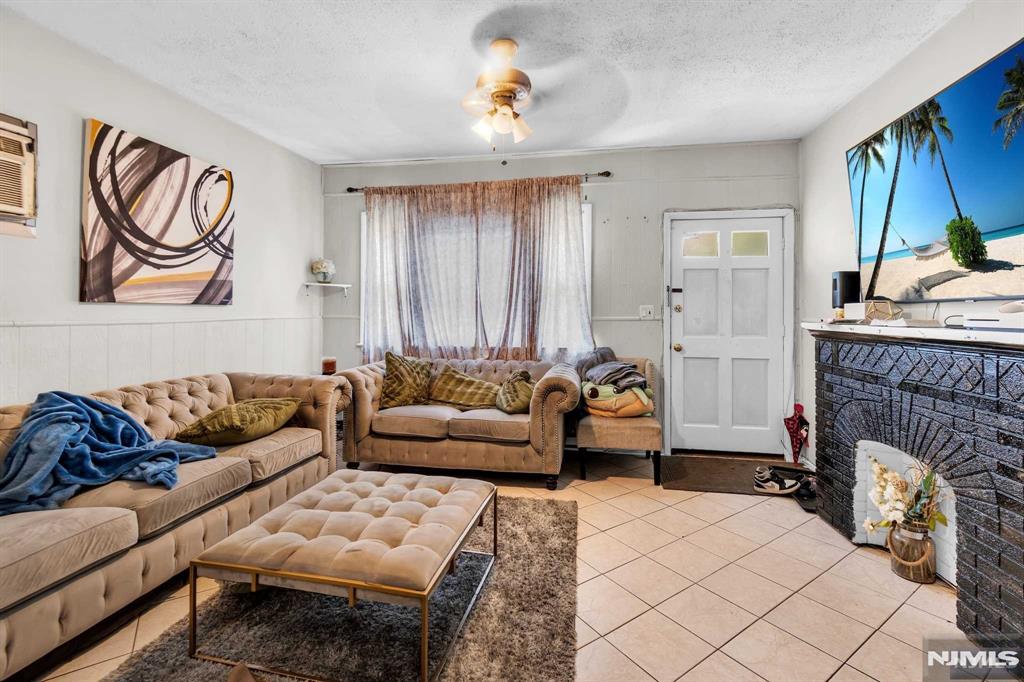 145-147 Orange Street