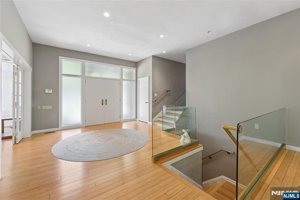 Photo of 192 Stonehurst Drive, Tenafly, NJ 07670 (MLS # 26010768)