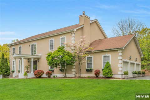 Photo of 16 Lenape Trail, Montclair, NJ 07043 (MLS # 26015343)