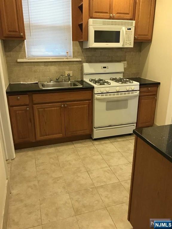126 W Clinton Avenue 2