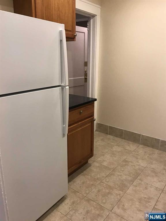 126 W Clinton Avenue 2