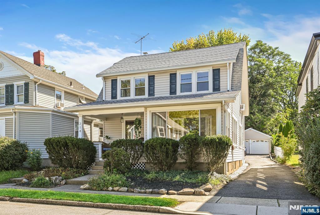 214 Paterson Avenue