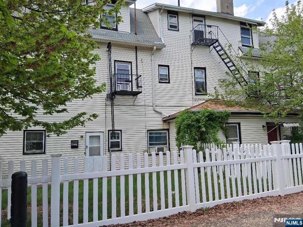 72 Hazelton Street
