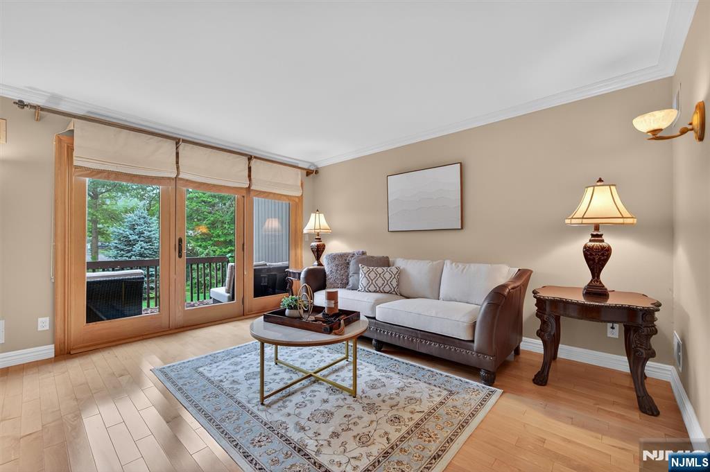 30 Peach Hill Court