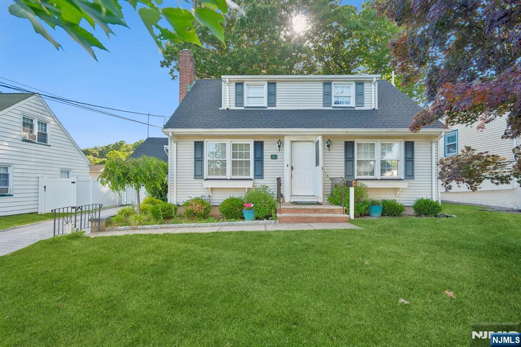 36 Woodside Avenue