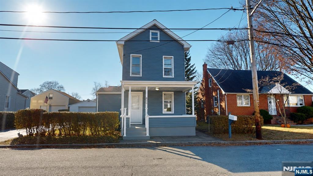 153 Knapp Avenue