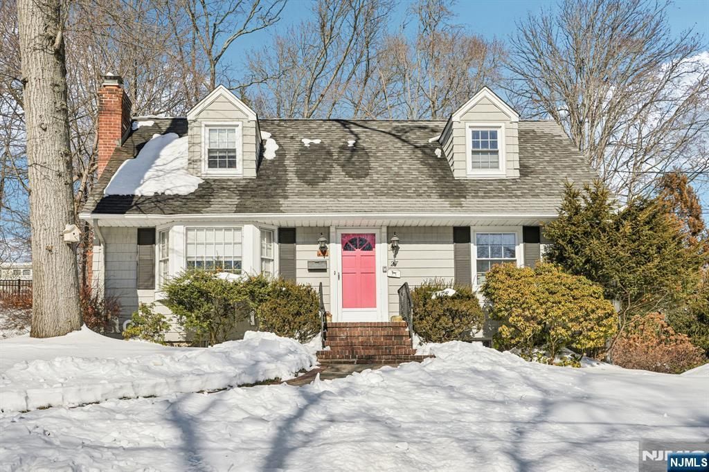 Photo of 27 Archung Road, Wayne, NJ 07470 (MLS # 26003872)