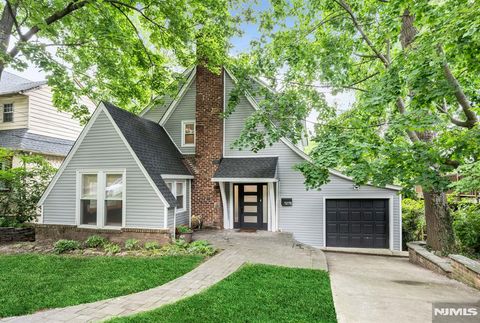 Photo of 1275 Princeton RD, Teaneck, NJ 07666 (MLS # 26025134)