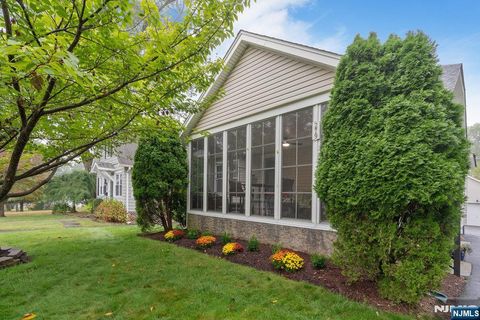 279 Vreeland Avenue Midland Park NJ 07432