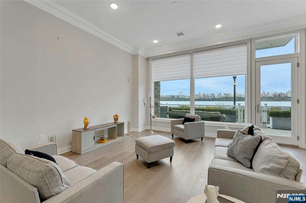 3 Somerset Lane 109