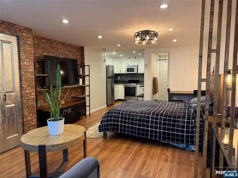 Photo of 42 Willow Wood Sq, East Rutherford, NJ 07073 (MLS # 26010986)