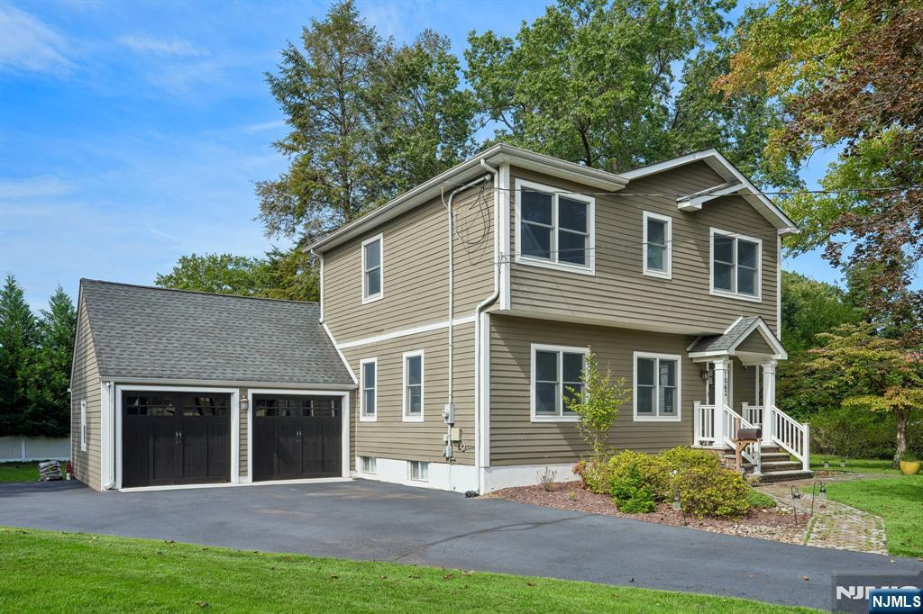 1062 Evergreen Court
