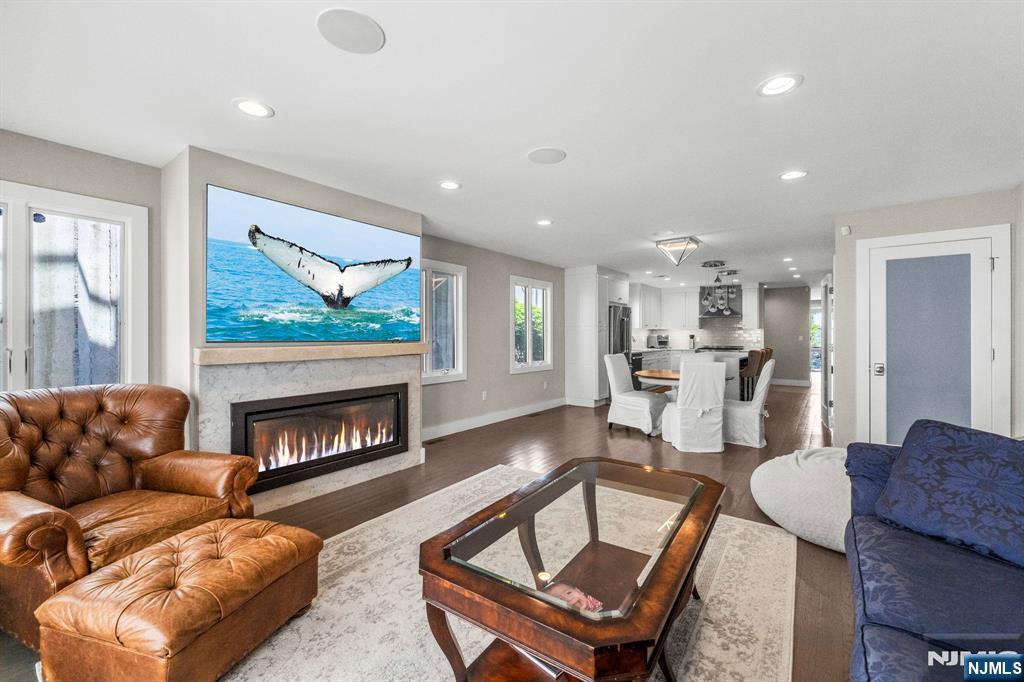 746A Undercliff Avenue