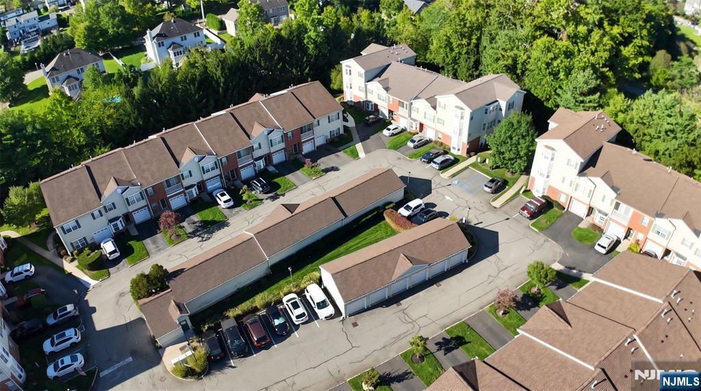 18 Windsor Drive