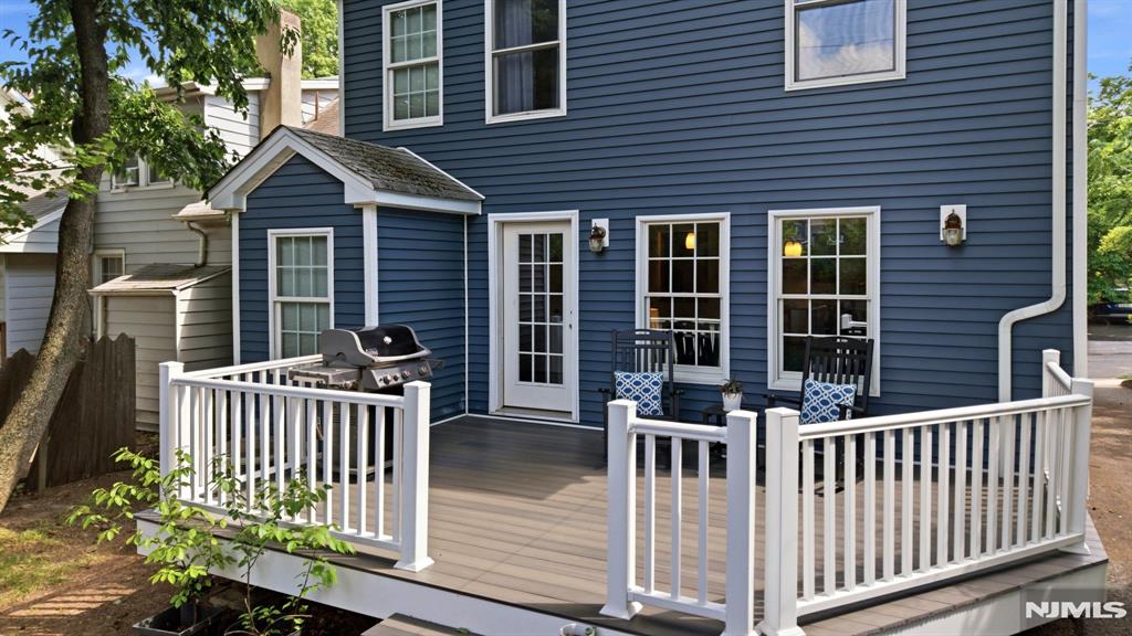 Photo of 14 Gray Street, Montclair, NJ 07042 (MLS # 26022169)