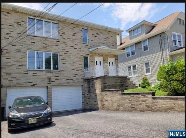 220 Ruby Avenue 2nd FL