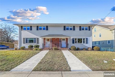 Photo of 12 Maple Avenue, Waldwick, NJ 07463 (MLS # 26000371)