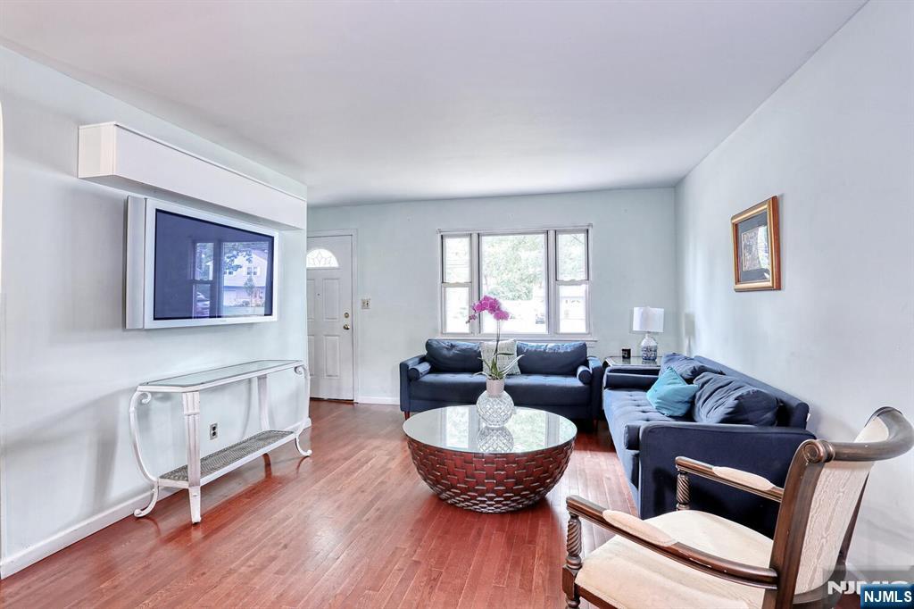 31-07 Morlot Avenue
