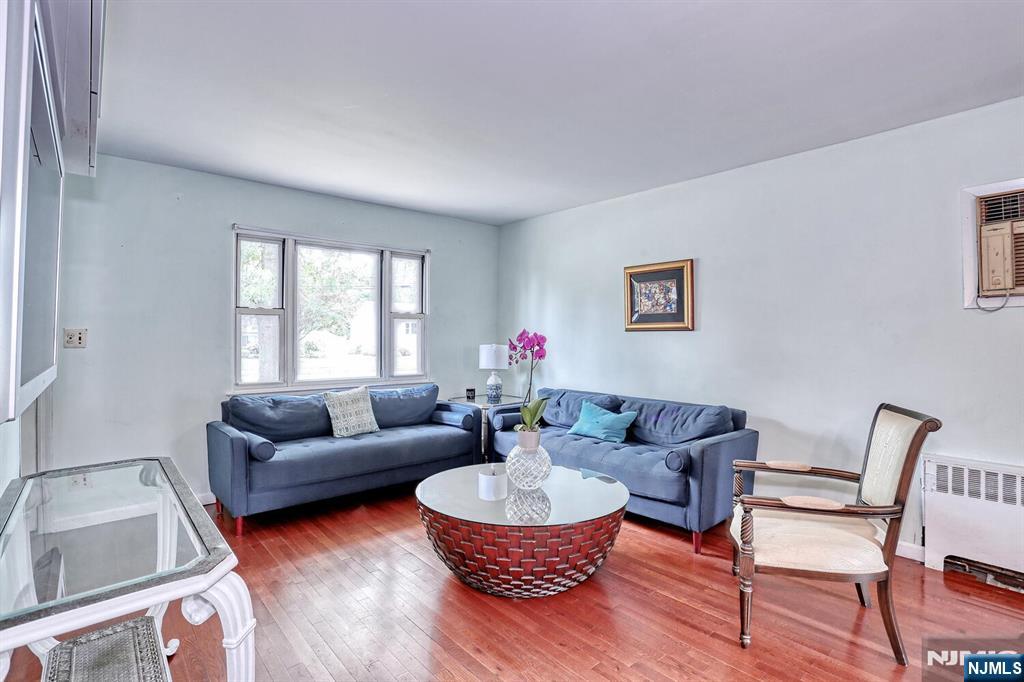 31-07 Morlot Avenue