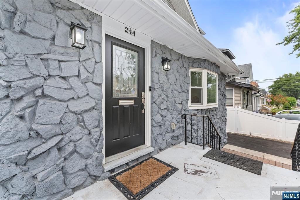 244 Chestnut Avenue