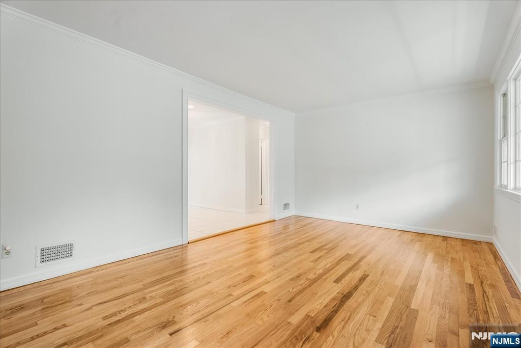 15 Oak Lane