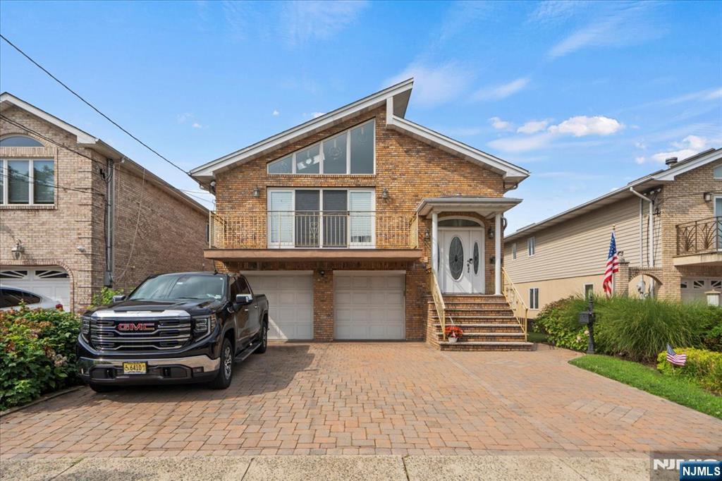 376 Page Avenue