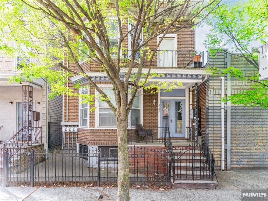 Welcome to 196 Sussex Ave, a well-maintained 3-family property in the heart of Newark, offering an excellent opportunity for both investors and owner-occupants alike. This versatile property features three separate units, with the added benefit of a semi-finished basement complete with a bathroomâ€”perfect for additional living space, storage, or potential expansion. The second unit is currently vacant, making it ideal for an owner-occupant looking to live in one unit while generating rental income from the others, or for an investor seeking immediate leasing potential. Conveniently located near major transportation, schools, and local amenities, this property provides both strong income potential and long-term value. Whether you're looking to grow your portfolio or secure a multi-family home with built-in cash flow, this is an opportunity you wonâ€™t want to miss!