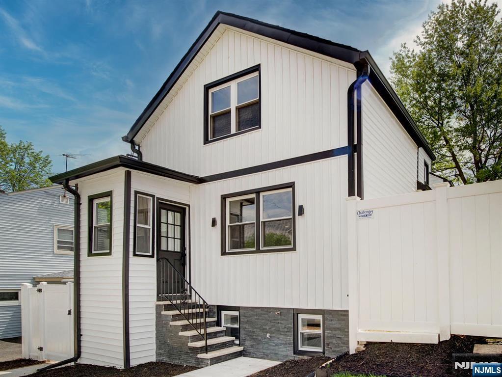 Property for Sale at 120 Alabama Ave, Paterson, New Jersey - Bedrooms: 3 
Bathrooms: 3 
Rooms: 9  - $549,000