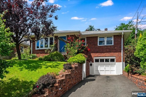 Photo of 12 Francis Place, Montclair, NJ 07042 (MLS # 26032923)