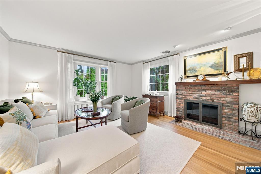 224 Van Houten Avenue