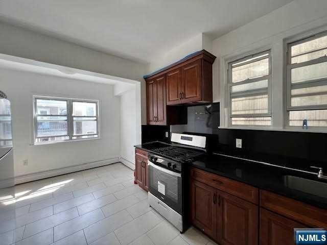 123 Oak Street APT2