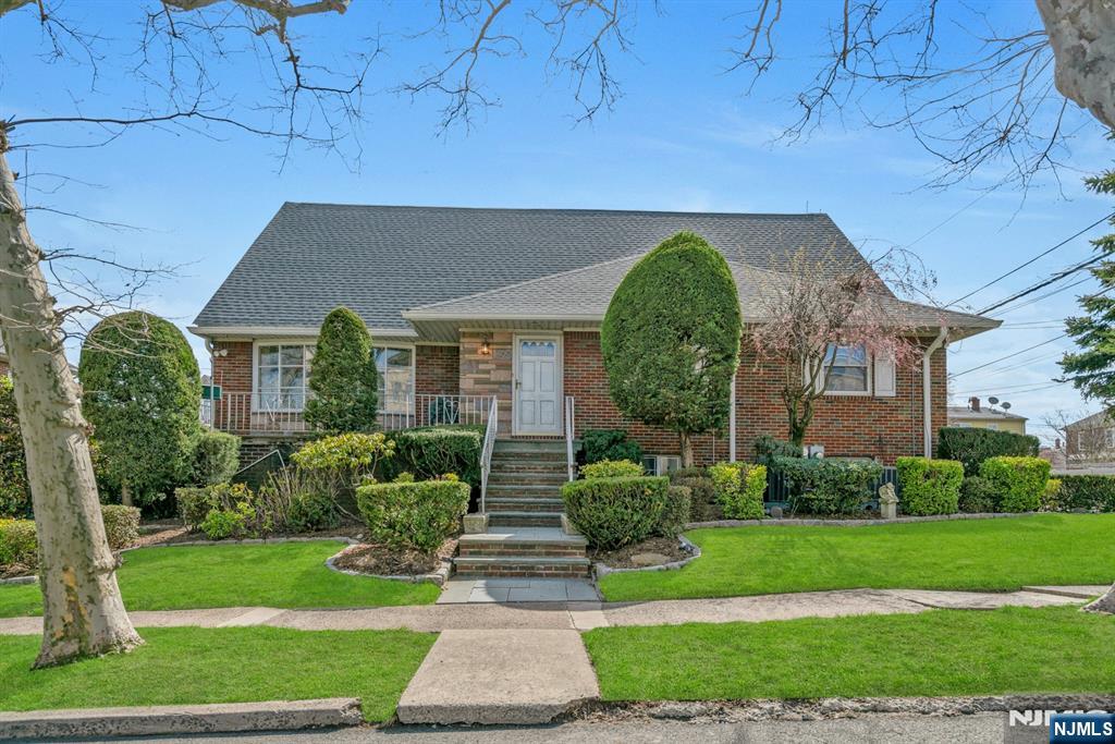 1406 Palisade Plz, Cliffside Park, New Jersey - 1 Bedrooms  
1 Bathrooms  
3 Rooms - 