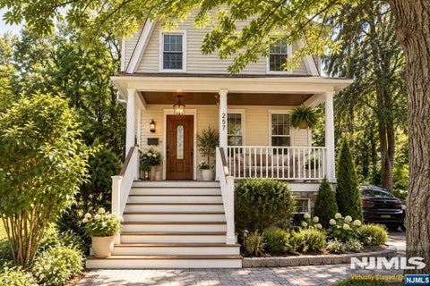 Photo of 257 Epps Avenue, Englewood, NJ 07631 (MLS # 26040530)
