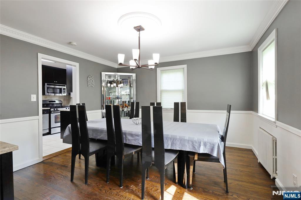 111 Van Buren Avenue