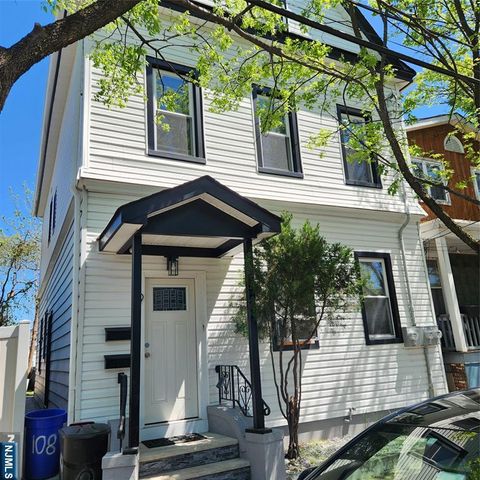9 Maple Avenue Wallington NJ 07057