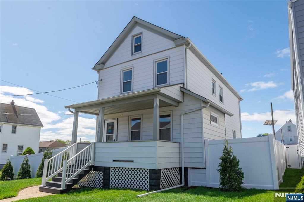 Property for Sale at 140 Washington Street, Lodi, New Jersey - Bedrooms: 4 
Bathrooms: 2 
Rooms: 11  - $799,900