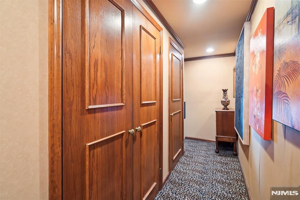 Photo of 4 Horizon Road #G-10, Fort Lee, NJ 07024 (MLS # 25036146)