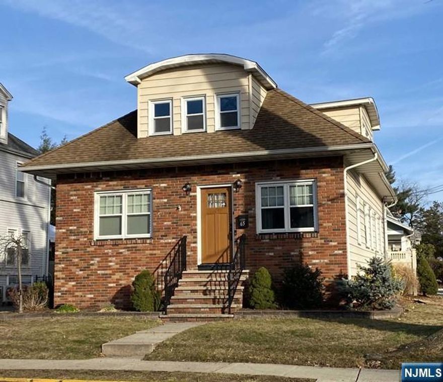 Recently renovated with open concept floor-plan, this spacious second floor apartment offers private side entry, 6 year young central air and modern kitchen with granite counter tops and stainless steel appliances. Very close to rail transportation to NYC! Very close to community pool and tennis courts. Near Boys & Girls Club and park! Close to center of town with movie theater, library, restaurants, banks, post office and stores - a great location! Most walls recently sheetrocked with insulation, recessed lighting, windows, flooring, etc. Bonus room is a combination office, laundry and mechanical room with storage area and cannot be used as a second bedroom. No smoking. Realtor Lease Applic., & National Tenant Network Scoring Report is required. Subject to financials & interview. Security dep., 1st month's rent & any Fees by Bank Check or Money Order only.