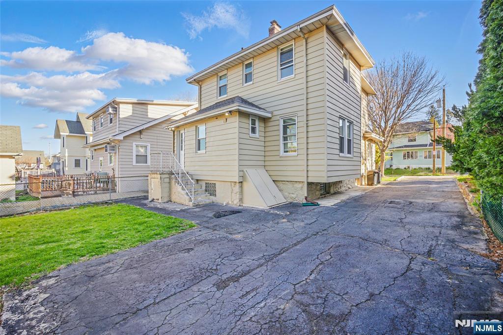 120 Ames Avenue
