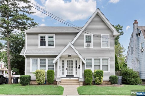Photo of 21 Haring Street, Bergenfield, NJ 07621 (MLS # 26022332)