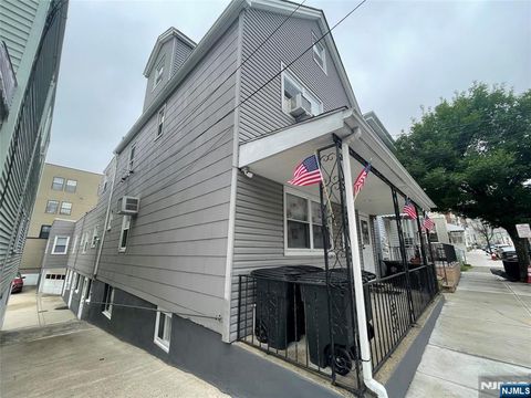 Photo of 126 69th ST, Guttenberg, NJ 07093 (MLS # 26026168)