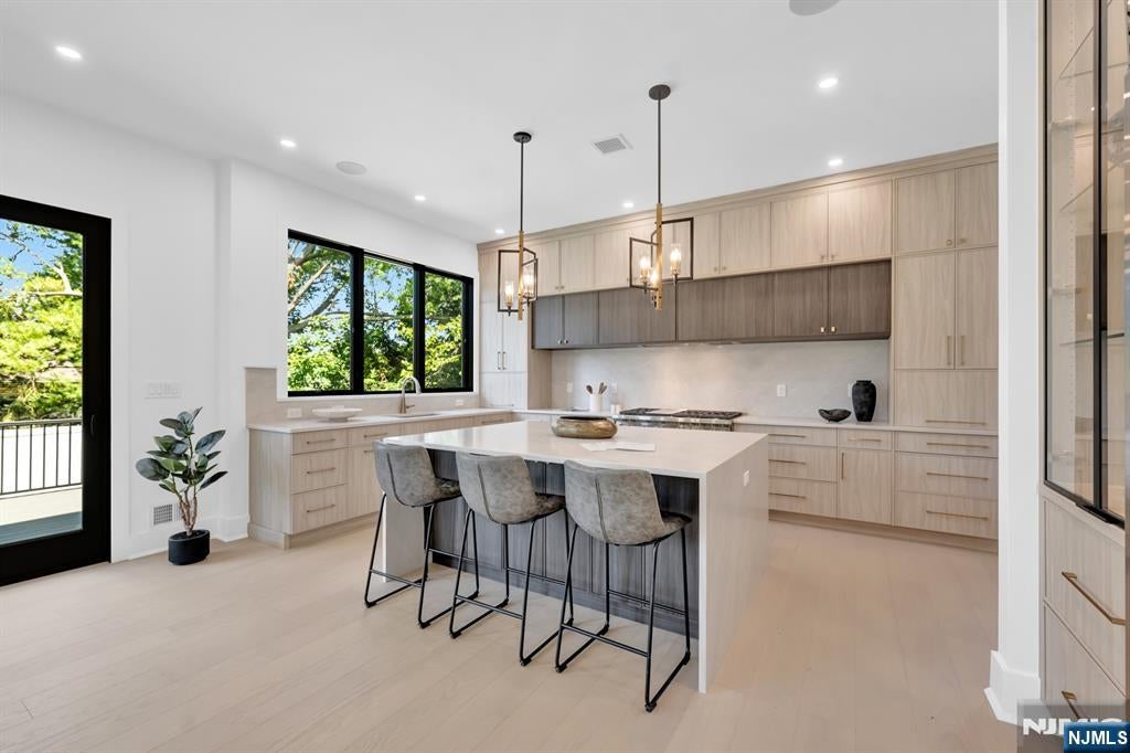 391 Burnet Place