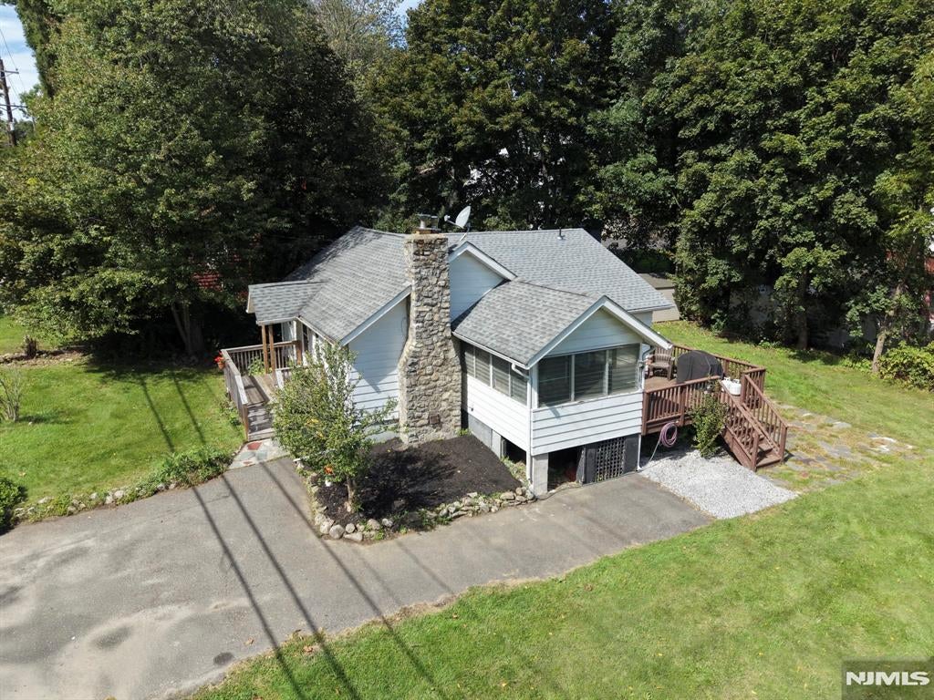 103 Breakneck Road