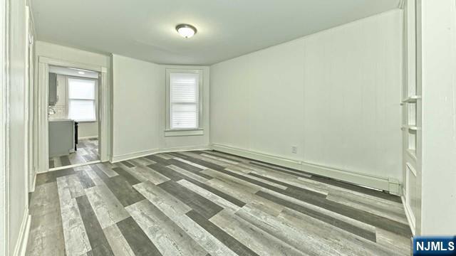 501 Crooks Avenue 7
