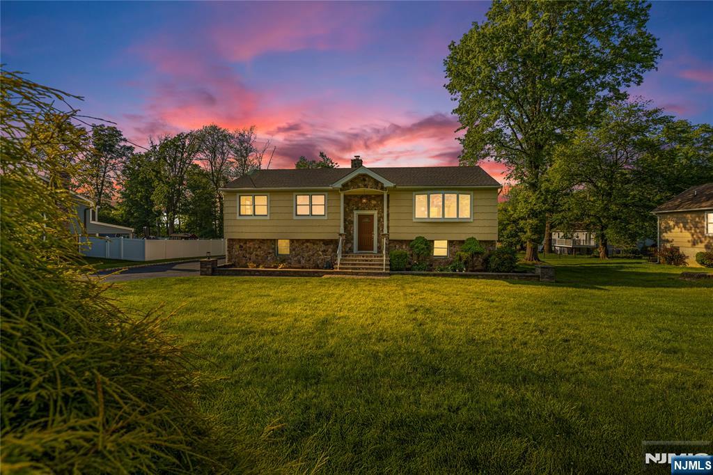 Property for Sale at 11 Hillcrest Boulevard, Warren, New Jersey - Bedrooms: 3 
Bathrooms: 3 
Rooms: 8  - $950,000