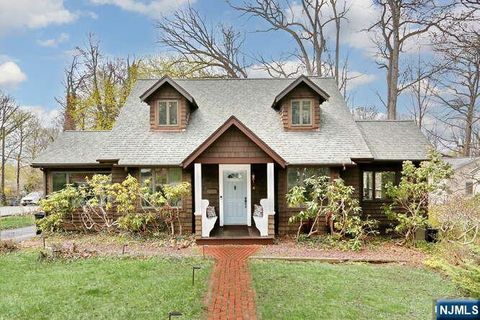 6 Maysenger Road, Mahwah, NJ 07430 - MLS#: 25012306