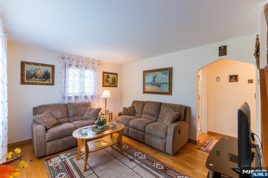 Homes for Sale in Northern NJ | ThisIsRiverEdge.com 64 Howard Street