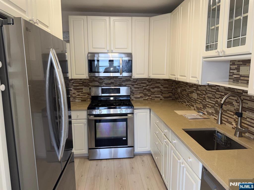 7000 Boulevard East 38 G
