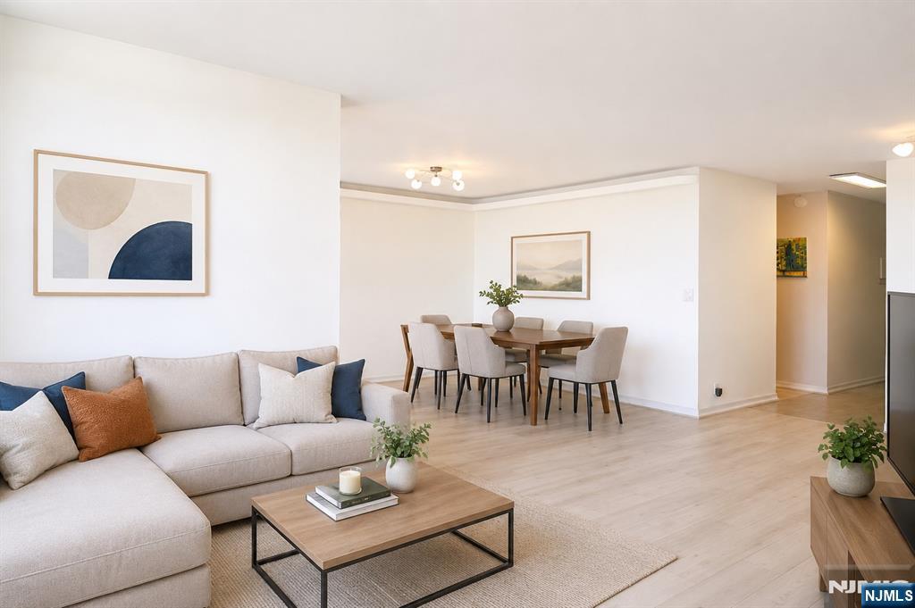 7000 Boulevard East 38 G